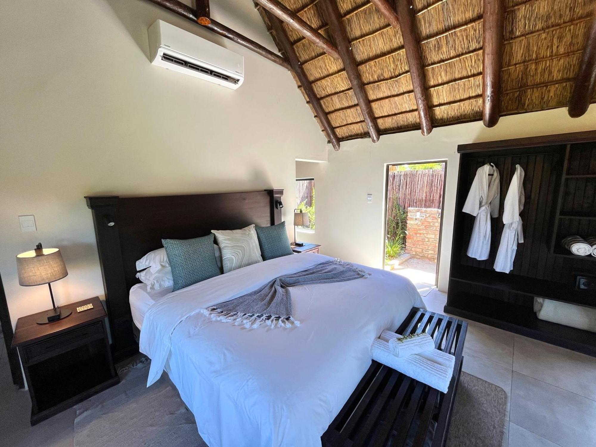 Charihandra Game Lodge 아도 외부 사진
